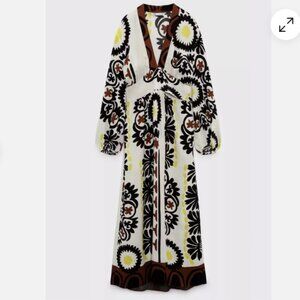 ZARA - Printed Wrap Dress - M